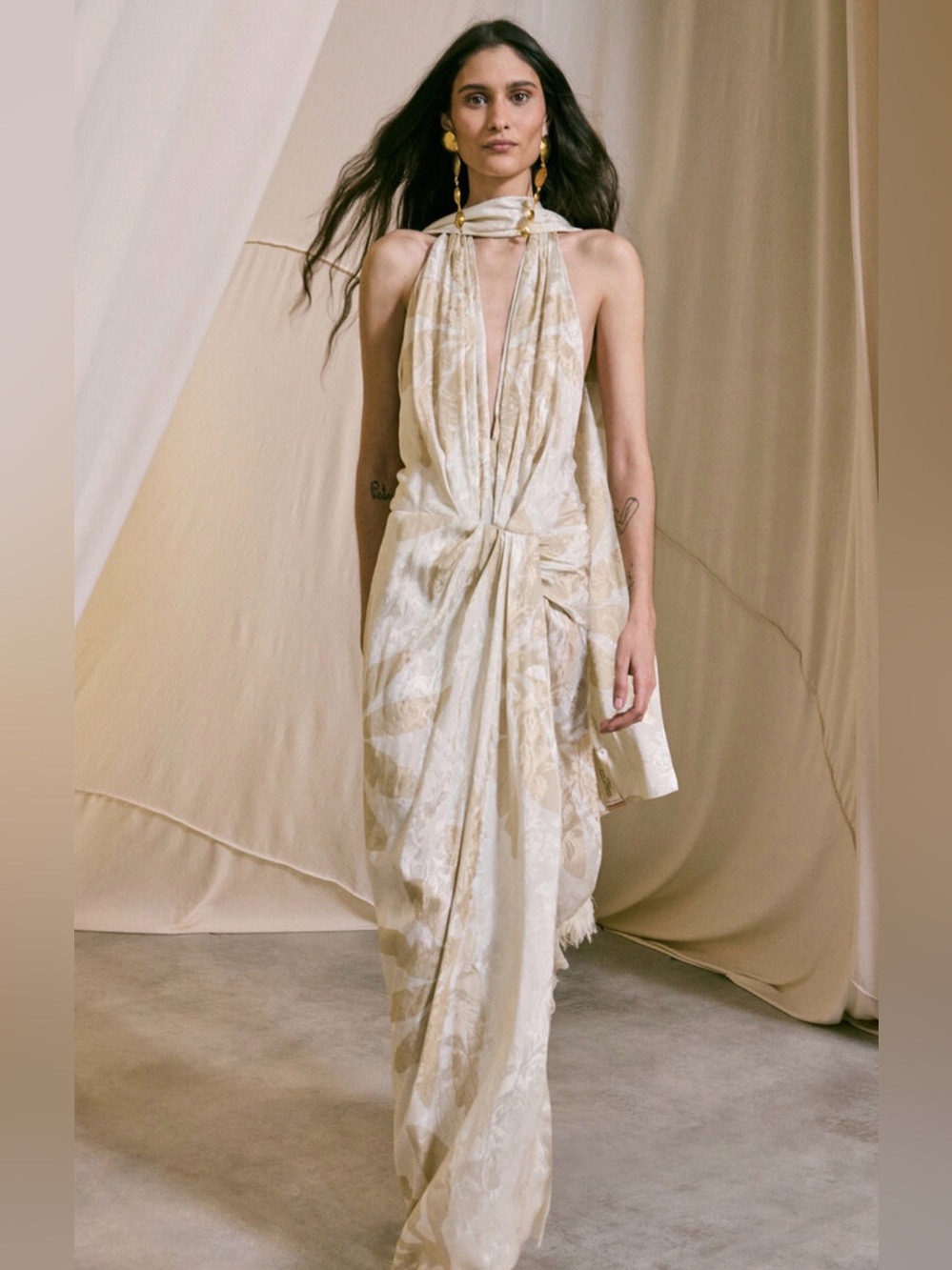 NWT Johanna Ortiz Summer Counts
Halter Maxi Dress With Scarf wilderness beige 6